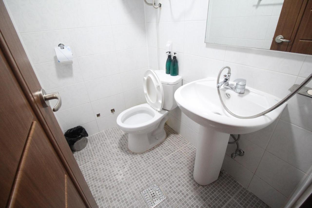 24Guesthouse Seomyeon Busan Exterior photo
