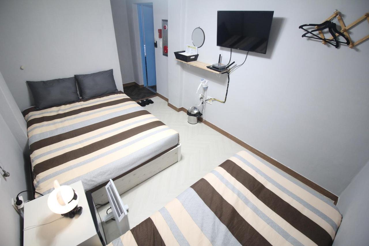 24Guesthouse Seomyeon Busan Exterior photo